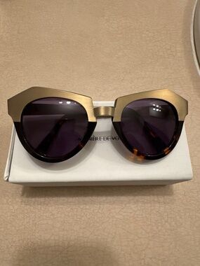 MANIERE DE VOIR SUNGLASSES